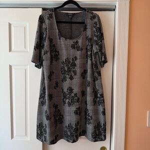 Michel Studio Gray and Black A-Line Dress with Three-Quarter Sleeves